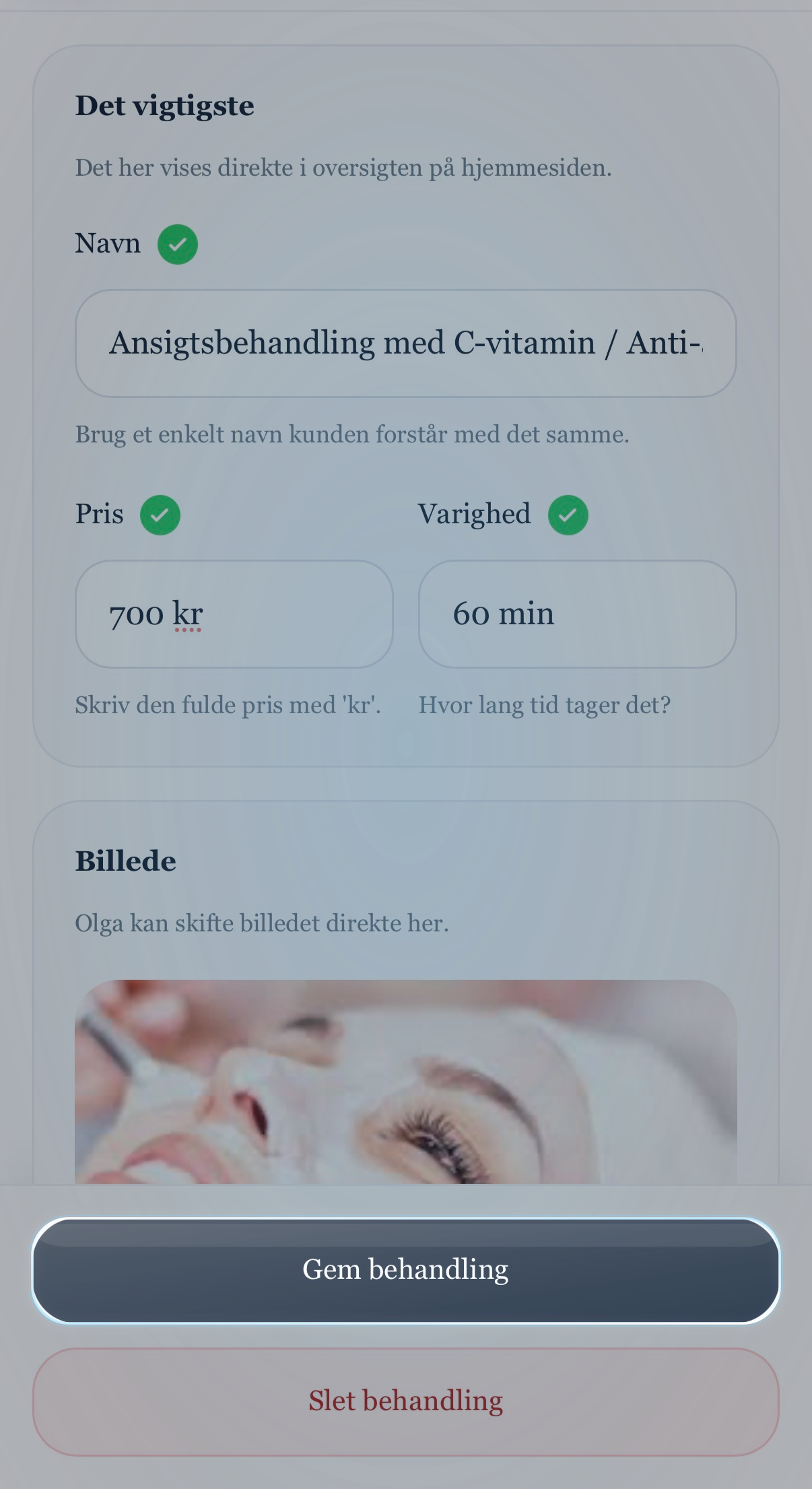 Mobil admin med fokus på knappen Gem behandling i en eksisterende behandling
